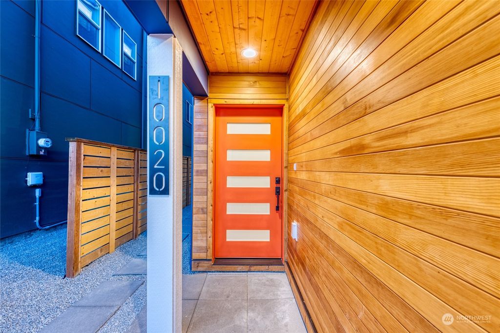 Photo of 10020 21st Avenue SW, Seattle, WA 98146 (MLS # 2190385)