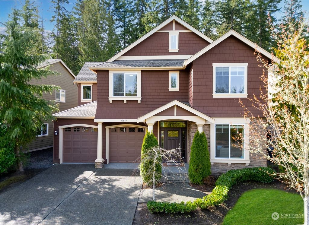 Photo of 10649 Elliston Way NE Way, Redmond, WA 98053 (MLS # 2209880)