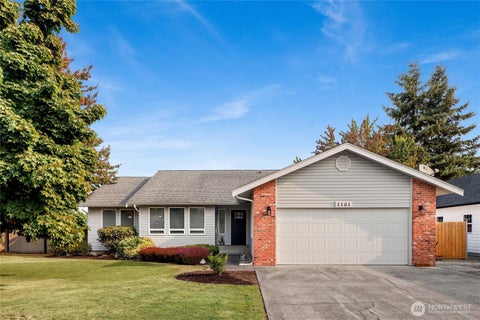 Photo of 1101 Cascade Way, Lynden, WA 98264 (MLS # 2574914)