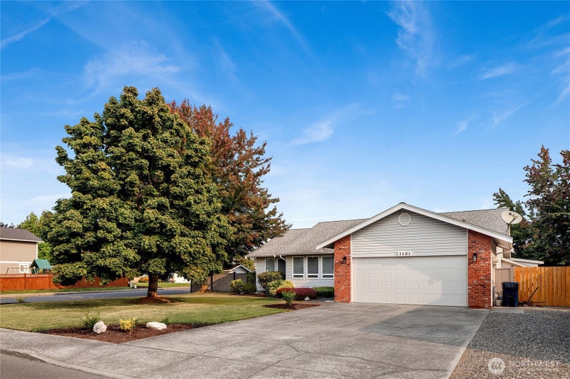 1101 Cascade Way