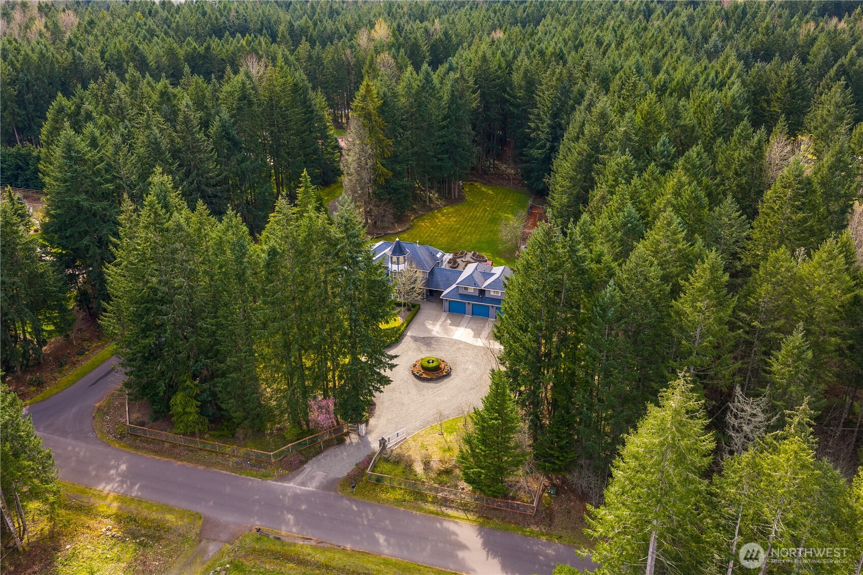 Roy, Washington, 98580, United States, 3 Bedrooms Bedrooms, ,4 BathroomsBathrooms,Residential,Active,2032072