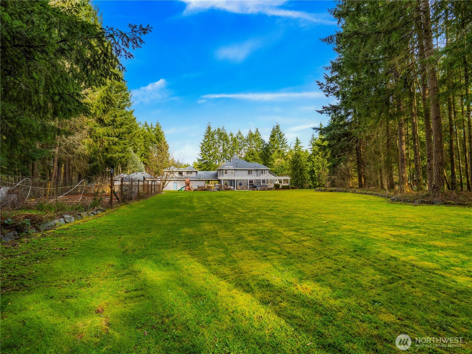 Roy, Washington, 98580, United States, 3 Bedrooms Bedrooms, ,4 BathroomsBathrooms,Residential,Active,2032072