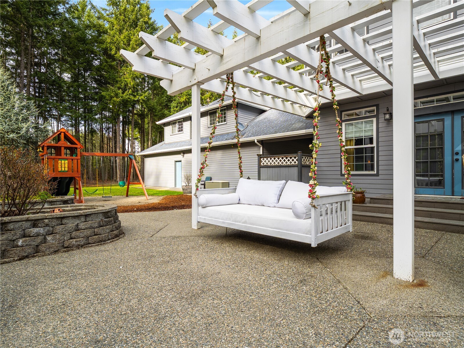 Roy, Washington, 98580, United States, 3 Bedrooms Bedrooms, ,4 BathroomsBathrooms,Residential,Active,2032072