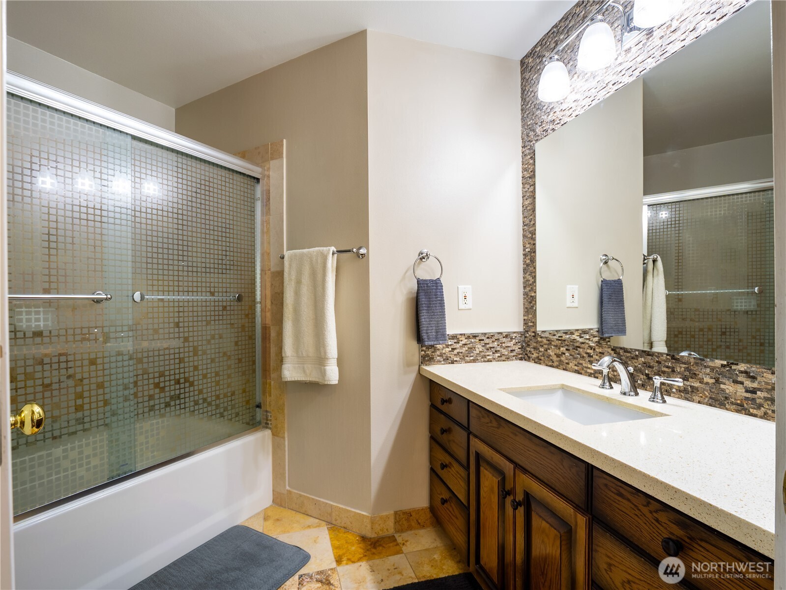 Roy, Washington, 98580, United States, 3 Bedrooms Bedrooms, ,4 BathroomsBathrooms,Residential,Active,2032072