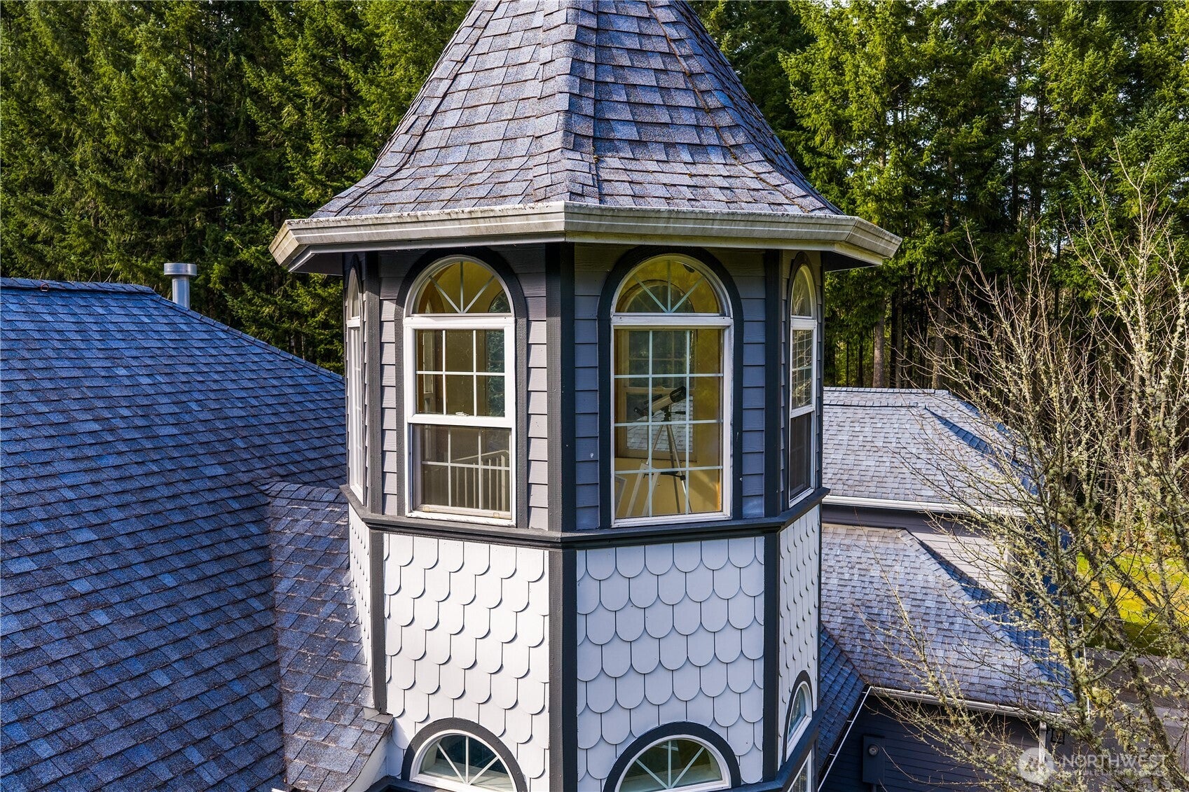 Roy, Washington, 98580, United States, 3 Bedrooms Bedrooms, ,4 BathroomsBathrooms,Residential,Active,2032072