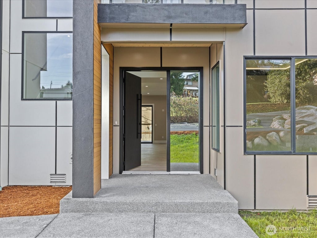 Photo of 20921 1st Place S, Des Moines, WA 98198 (MLS # 2592322)