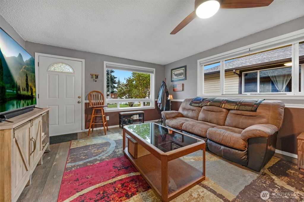 Photo of 5231 101st Place NE, Marysville, WA 98270 (MLS # 2448364)