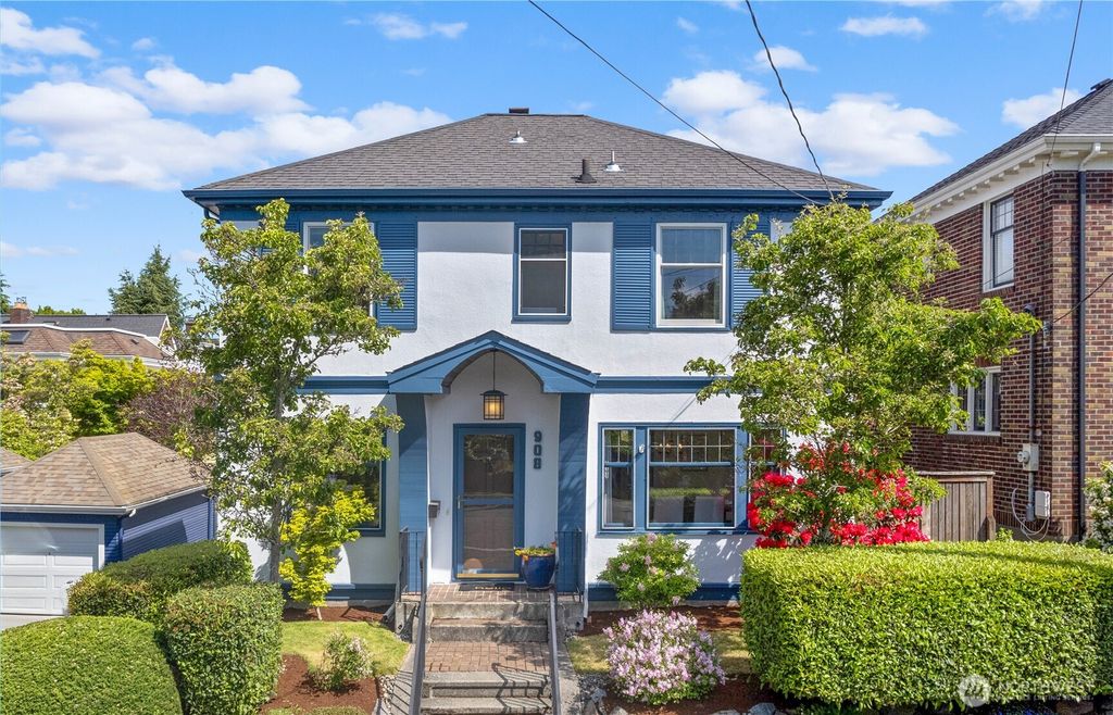 Photo of 908 W Fulton Street, Seattle, WA 98119 (MLS # 2373322)