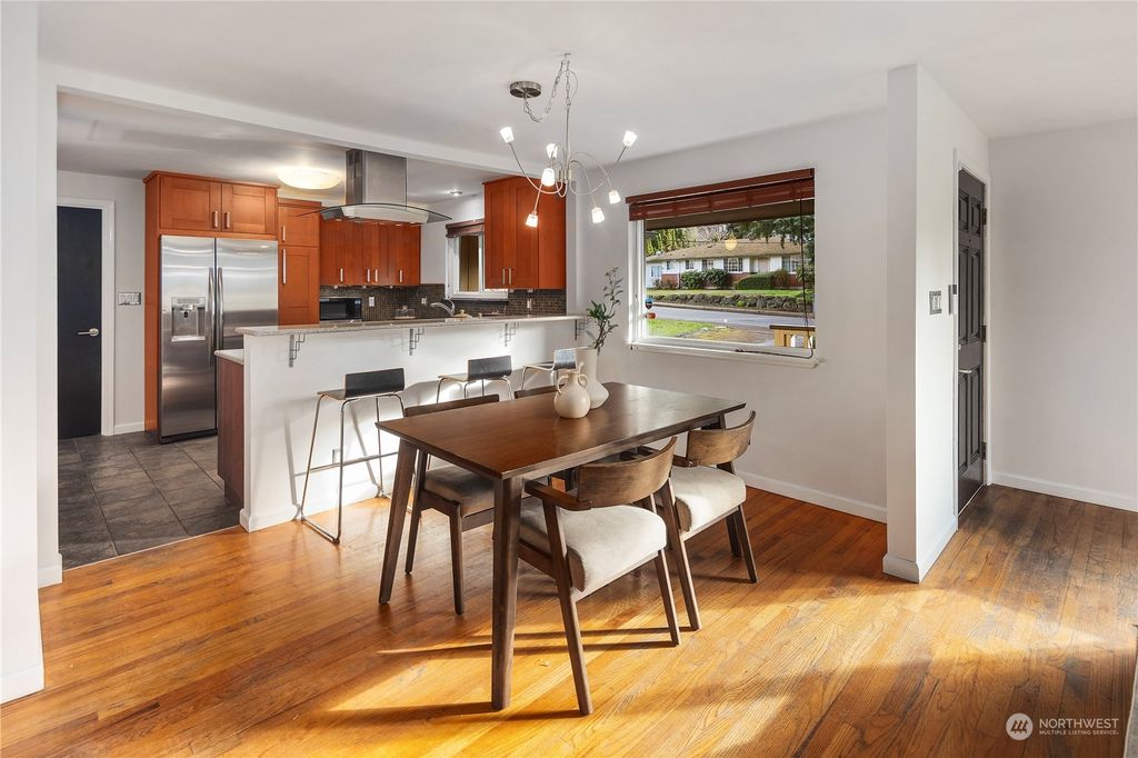 Photo of 2136 SW 116th Street, Seattle, WA 98146 (MLS # 2198394)