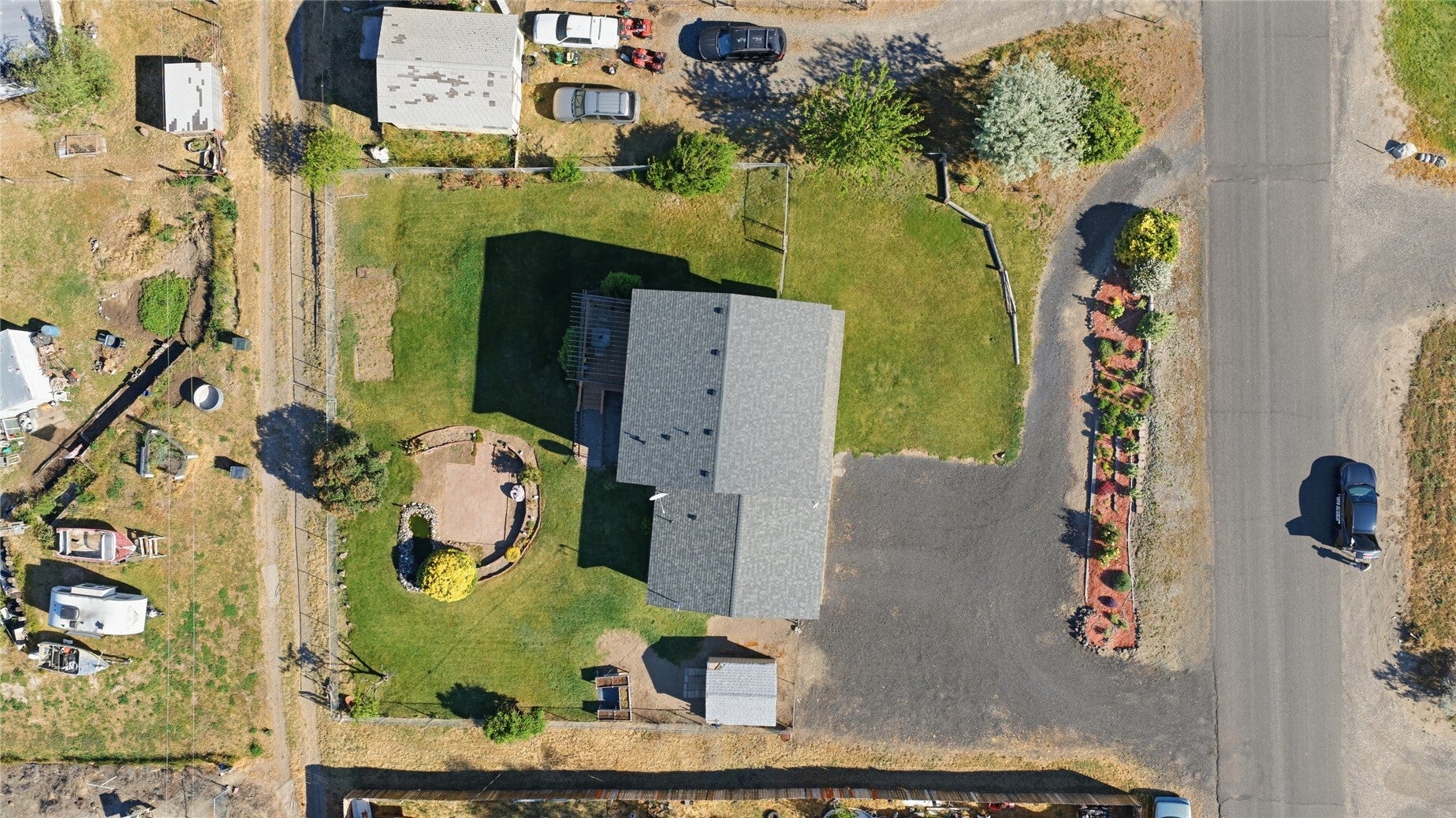335 Ross Way