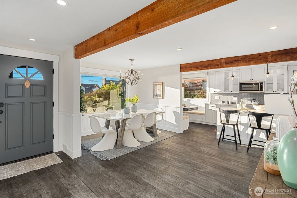 Photo of 5529 SW Campbell Place, Seattle, WA 98116 (MLS # 2362601)