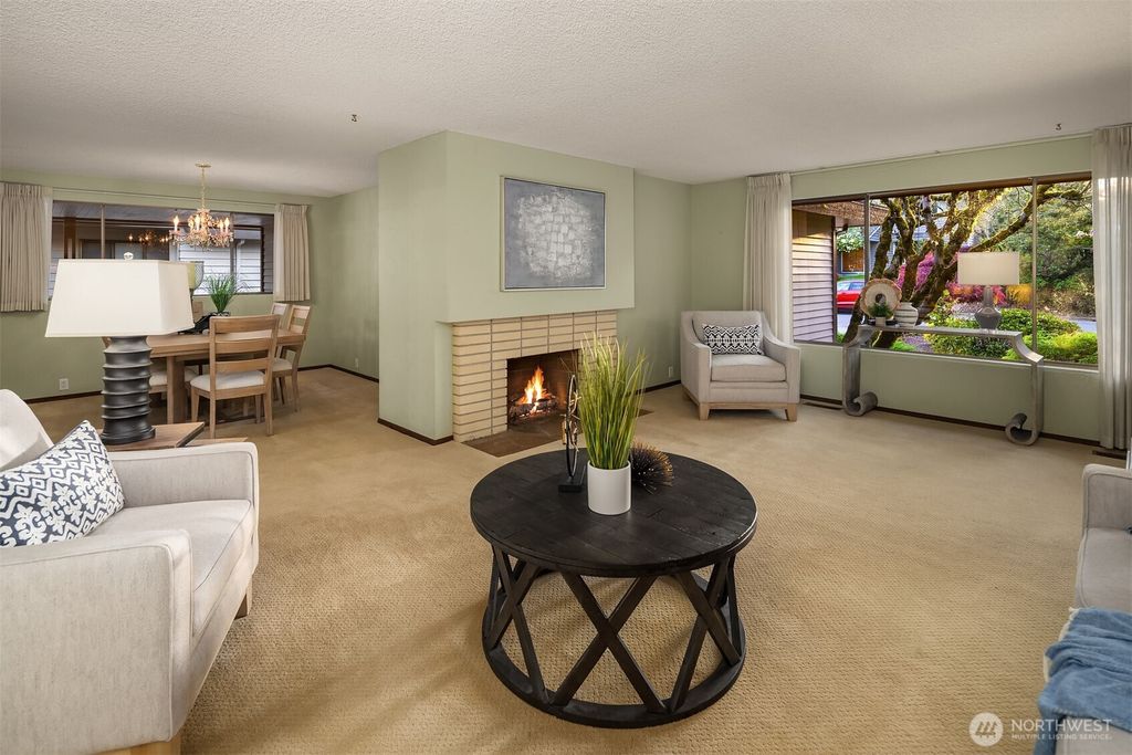 Photo of 6806 131st Avenue SE, Bellevue, WA 98006 (MLS # 2364810)
