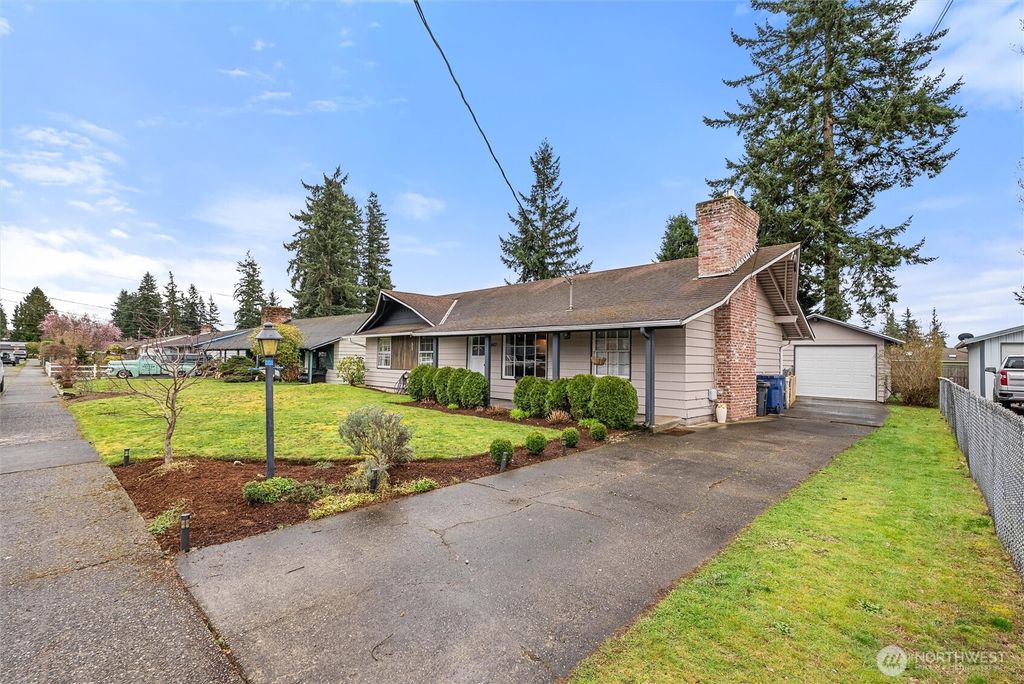 Photo of 4602 94th Place NE, Marysville, WA 98270 (MLS # 2490680)