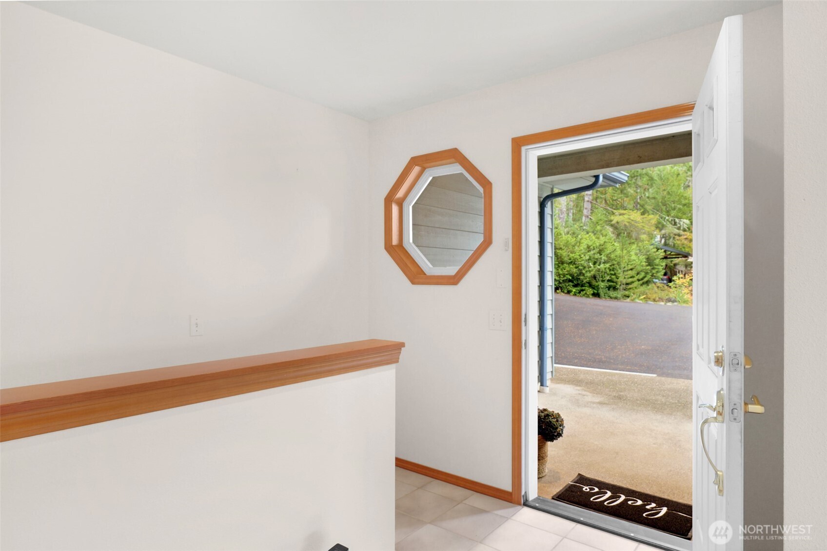 90 E Woodlane Drive