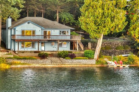 Photo of 90 E Woodlane Drive, Grapeview, WA 98546 (MLS # 2444060)