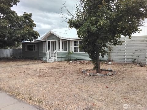 Photo of 910 Dogwood Street, Oroville, WA 98844 (MLS # 2455550)