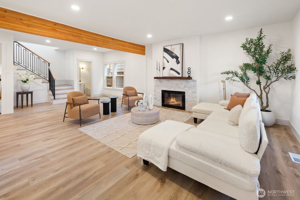 Photo of 3037 21st Avenue W, Seattle, WA 98199 (MLS # 2493889)