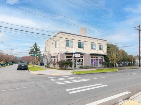 Photo of 603 NW 65th Street, Seattle, WA 98117 (MLS # 2491477)