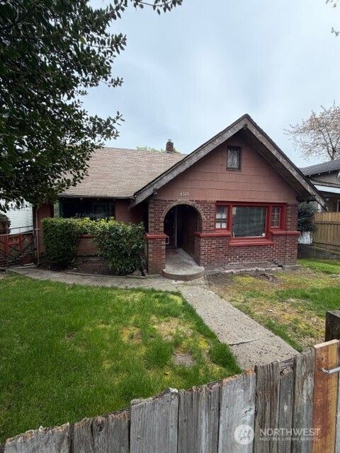 4325 S J Street Tacoma WA 98418