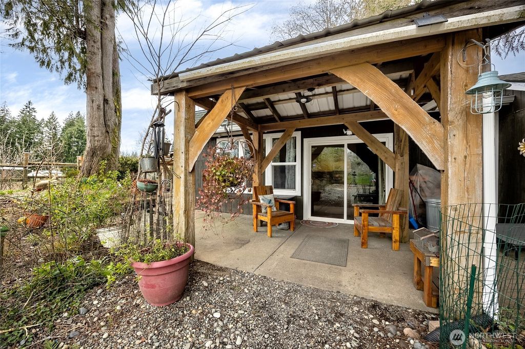 Photo of 171 E Old Farm Rd Rd, Shelton, WA 98584 (MLS # 2489152)