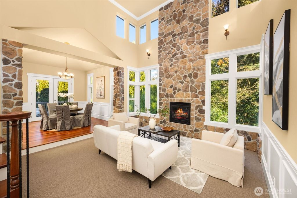 Photo of 18638 92nd Avenue NE, Bothell, WA 98011 (MLS # 2512954)