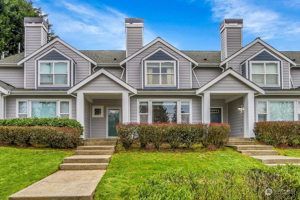 Photo of 11512 Maple Court, Mukilteo, WA 98275 (MLS # 2322144)