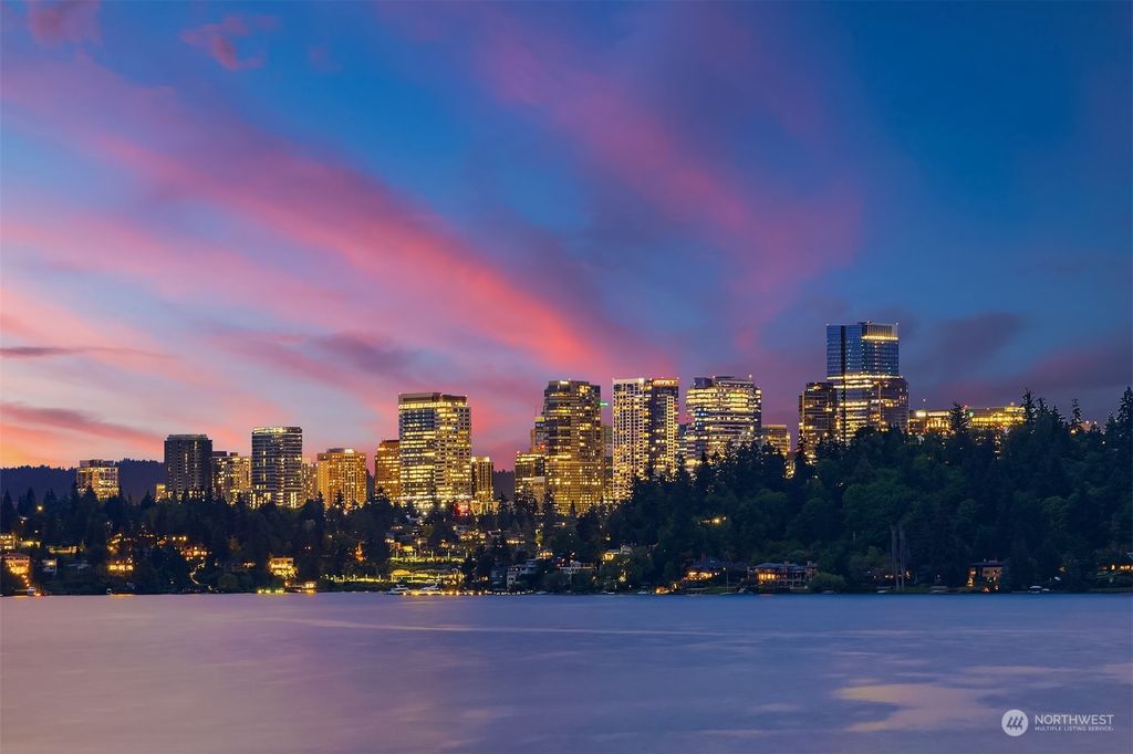 Photo of 7270 N Mercer Way, Mercer Island, WA 98040 (MLS # 2071711)