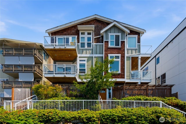 2540 14th Avenue W, Seattle