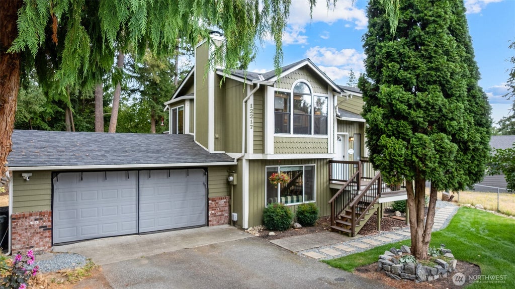 Photo of 12217 221st Avenue Ct E, Bonney Lake, WA 98391 (MLS # 2577020)