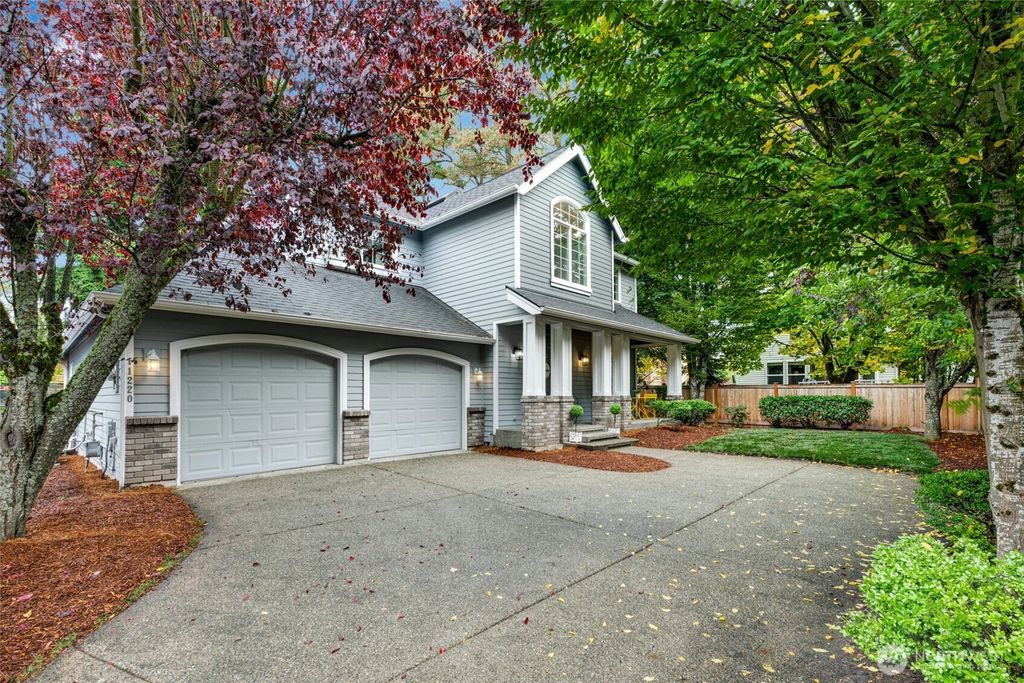 Photo of 11220 SE 64th Street, Bellevue, WA 98006 (MLS # 2443608)