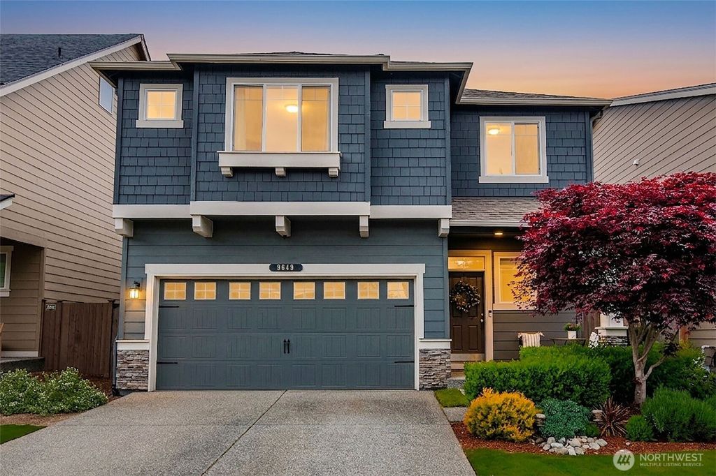 Photo of 9649 15th Place SE, Lake Stevens, WA 98258 (MLS # 2520146)
