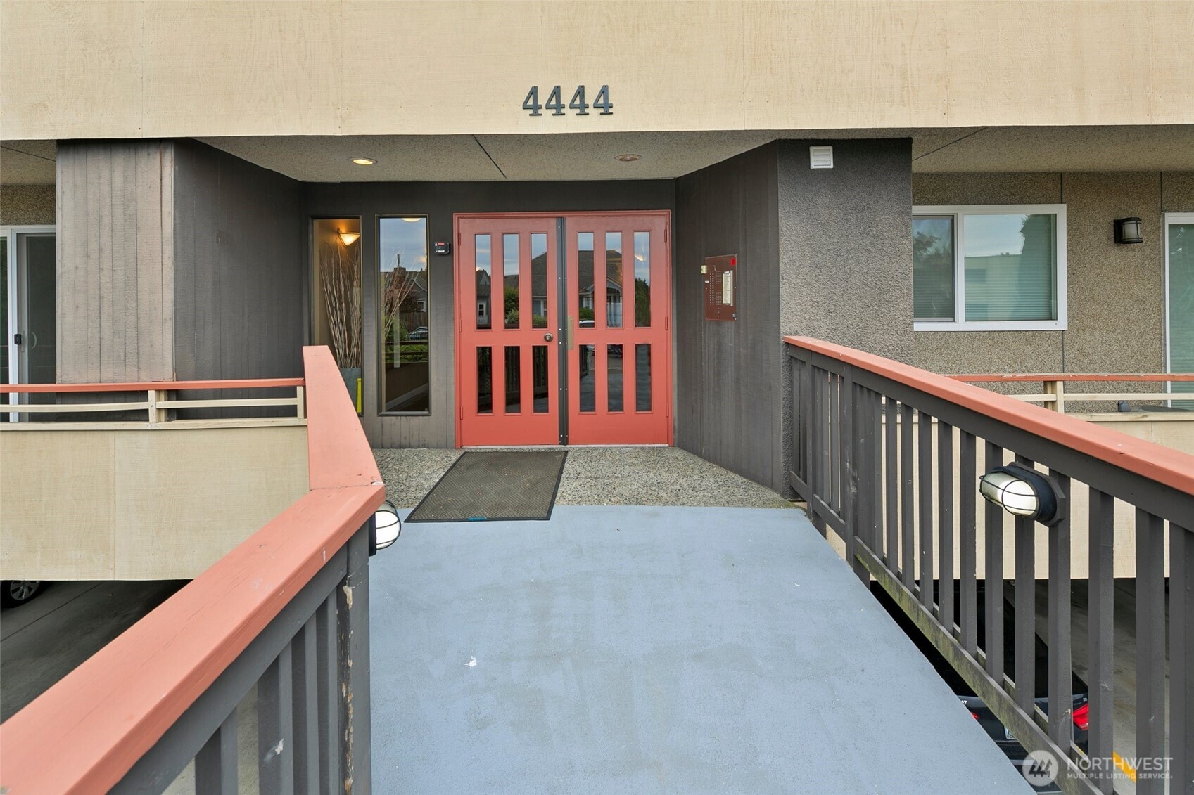 4444 44th Avenue SW 101