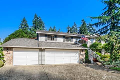 Photo of 1001 98th Avenue SE, Lake Stevens, WA 98258 (MLS # 2557099)