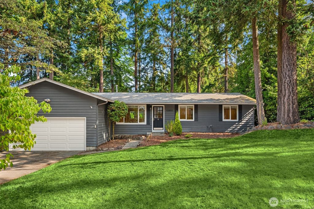 Photo of 12856 NE 91st Street, Kirkland, WA 98033 (MLS # 2411111)