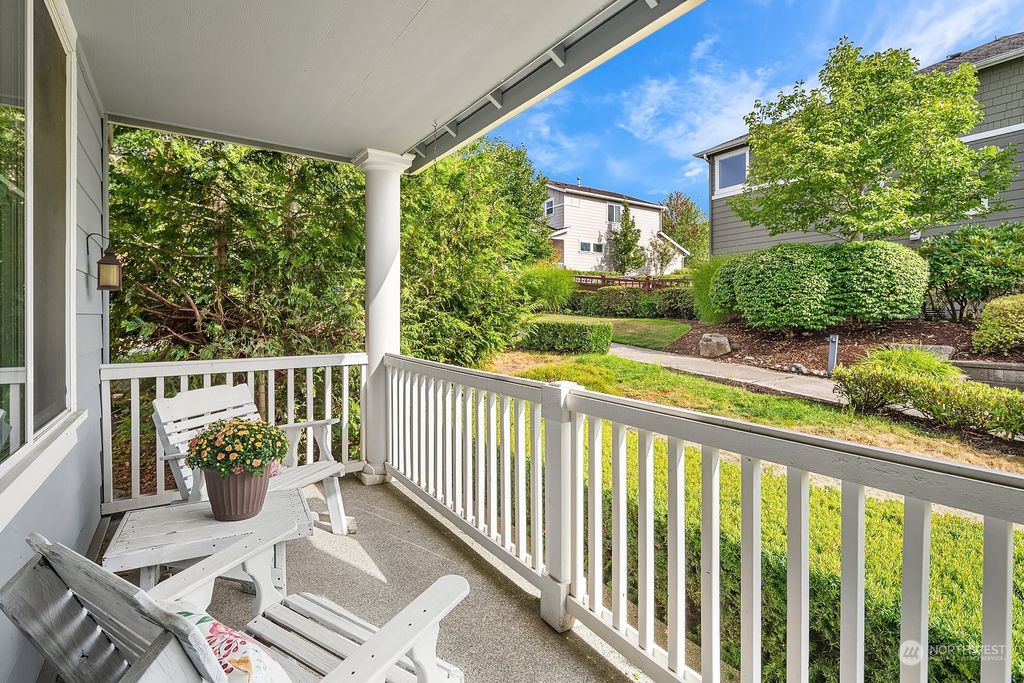 Photo of 2423 NE Kyle Court, Issaquah, WA 98029 (MLS # 2280312)
