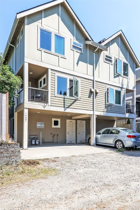 Photo of 1409 N Northgate Way #A, Seattle, WA 98133 (MLS # 2134629)