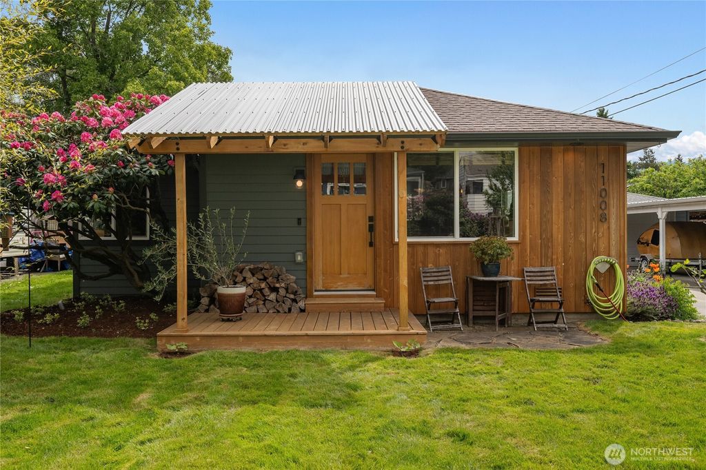 Photo of 11008 2nd Avenue S, Seattle, WA 98168 (MLS # 2376197)