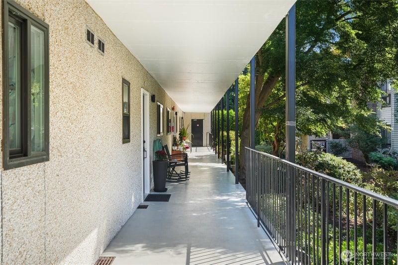 510 Forsyth Lane 210