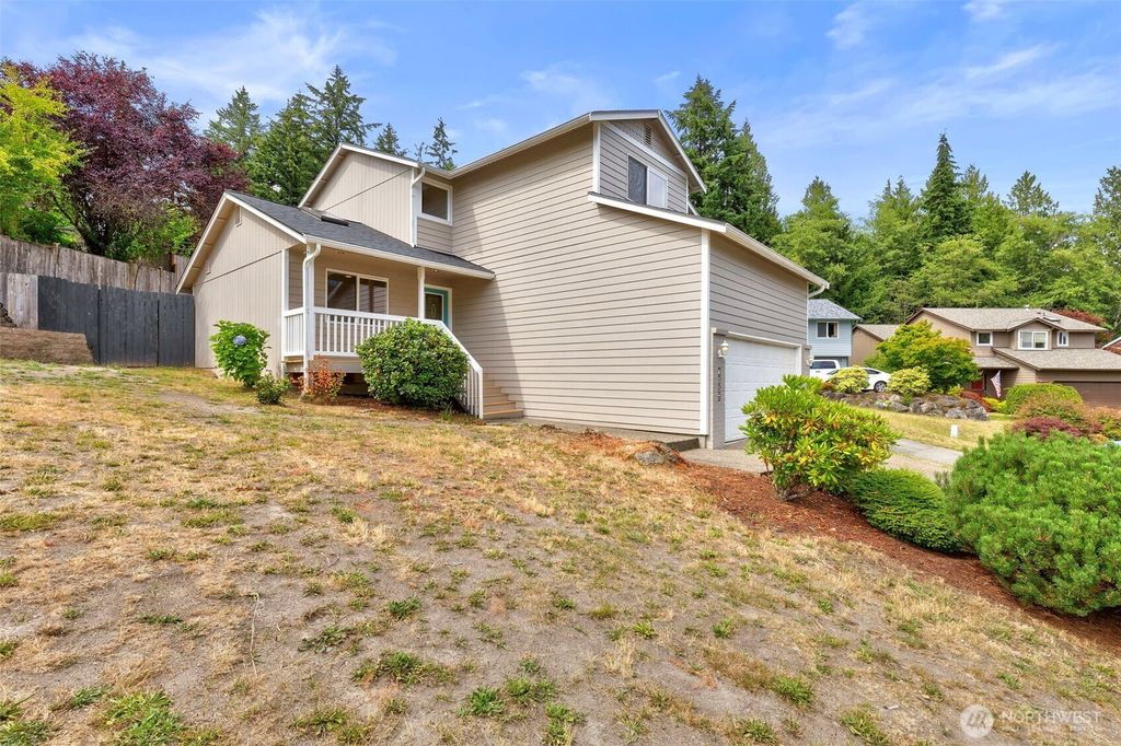 Photo of 4557 NW Knute Anderson Road, Silverdale, WA 98383 (MLS # 2557352)