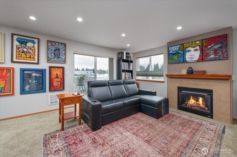 11532 15th Avenue NE 301