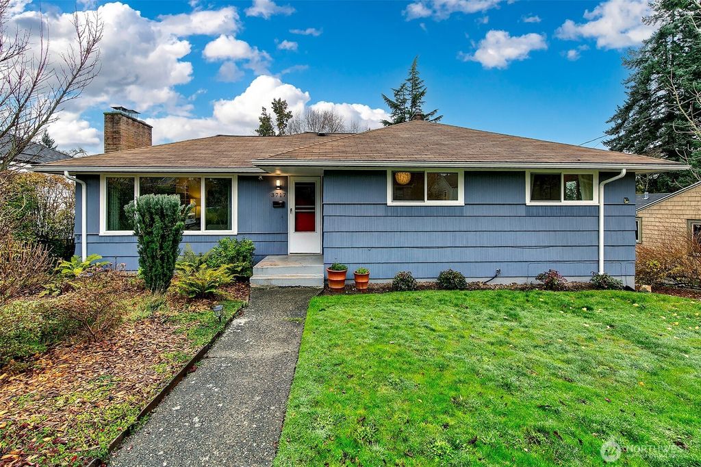 Photo of 3717 SW Tillman Street, Seattle, WA 98126 (MLS # 2456618)