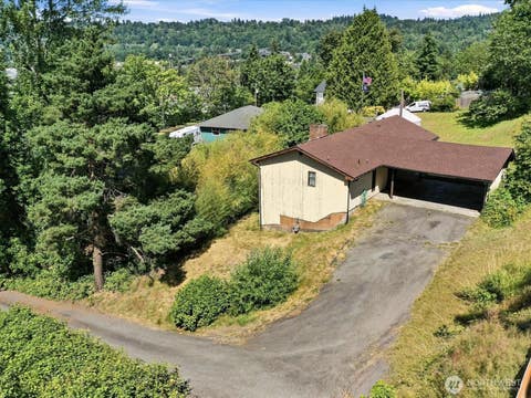 Photo of 13463 MacAdam Road S, Tukwila, WA 98168 (MLS # 2554543)