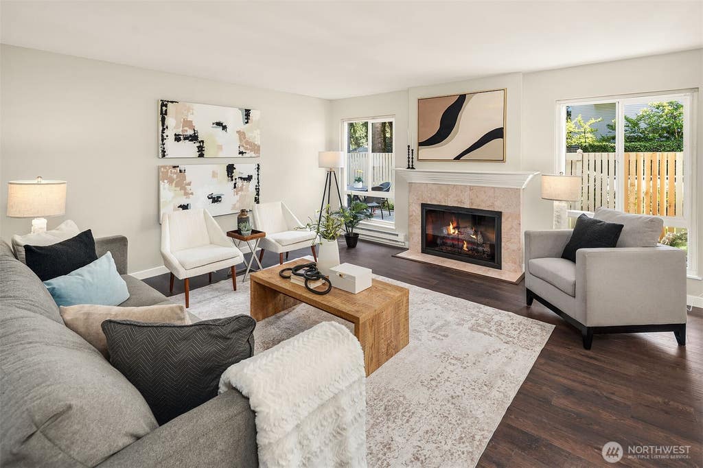 Photo of 1606 103rd Place NE #K5, Bellevue, WA 98004 (MLS # 2562491)