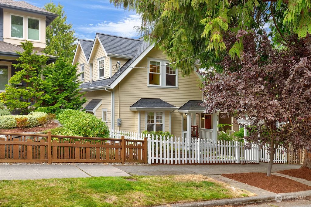 Photo of 514 N 74th Street, Seattle, WA 98103 (MLS # 2153621)