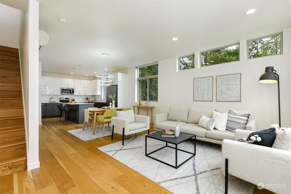 Photo of 1439 NE 120th Street, Seattle, WA 98125 (MLS # 2239064)