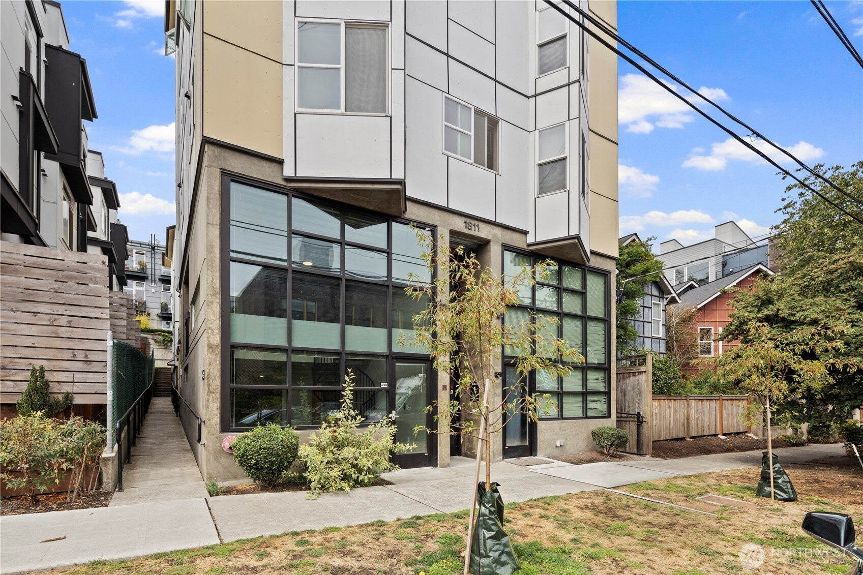 1811 20th Avenue
