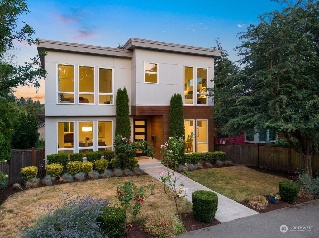 Photo of 6234 37th Avenue NE, Seattle, WA 98115 (MLS # 2265733)