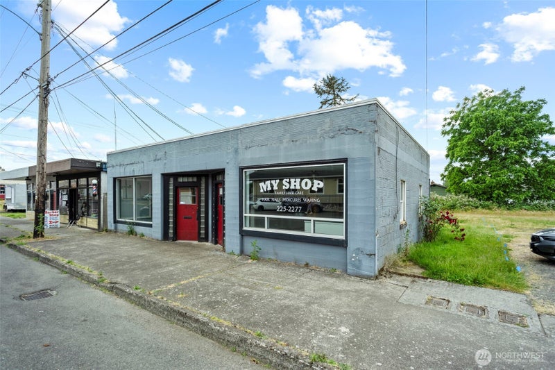 629 Park Street