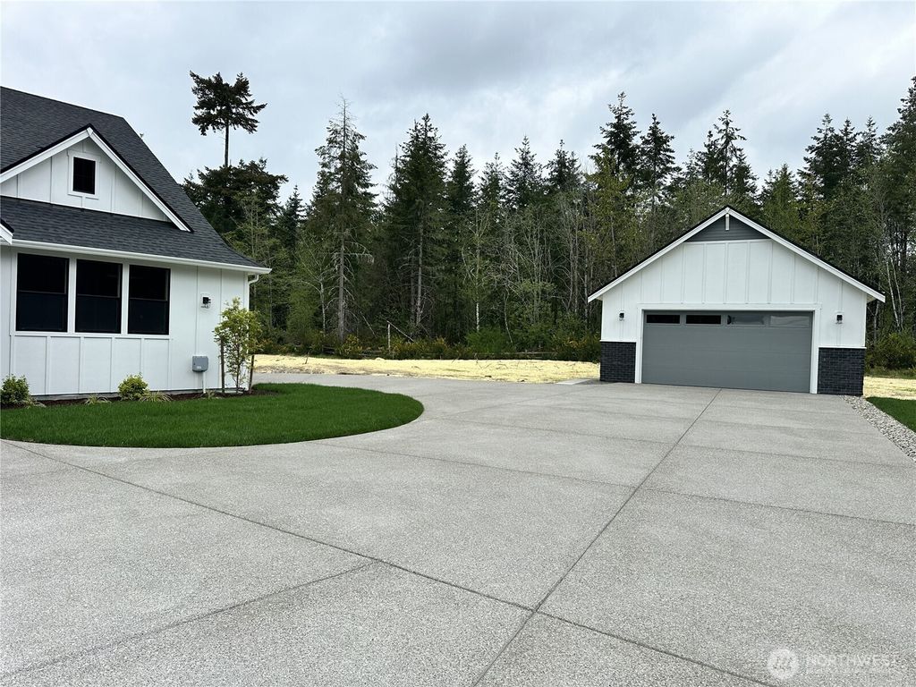 Photo of 7810 Hansen Court NW, Gig Harbor, WA 98335 (MLS # 2515412)