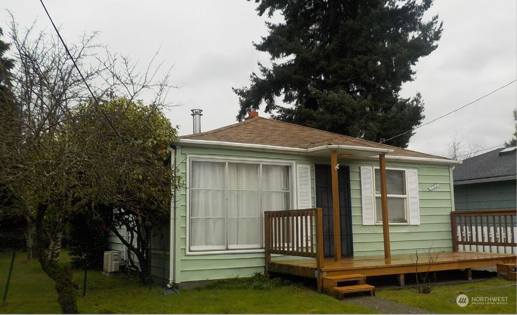 Photo of 11168 Beacon Avenue S, Seattle, WA 98178 (MLS # 2216355)